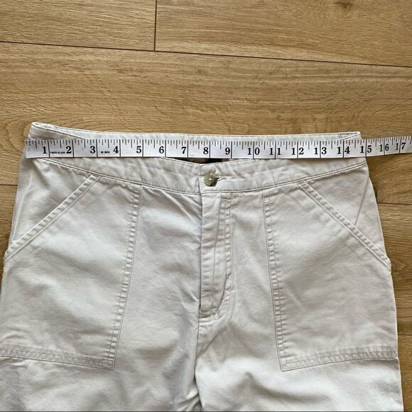 Woolrich Womens Cargo Khaki Capri's Size 10 - Picture 3 of 5
